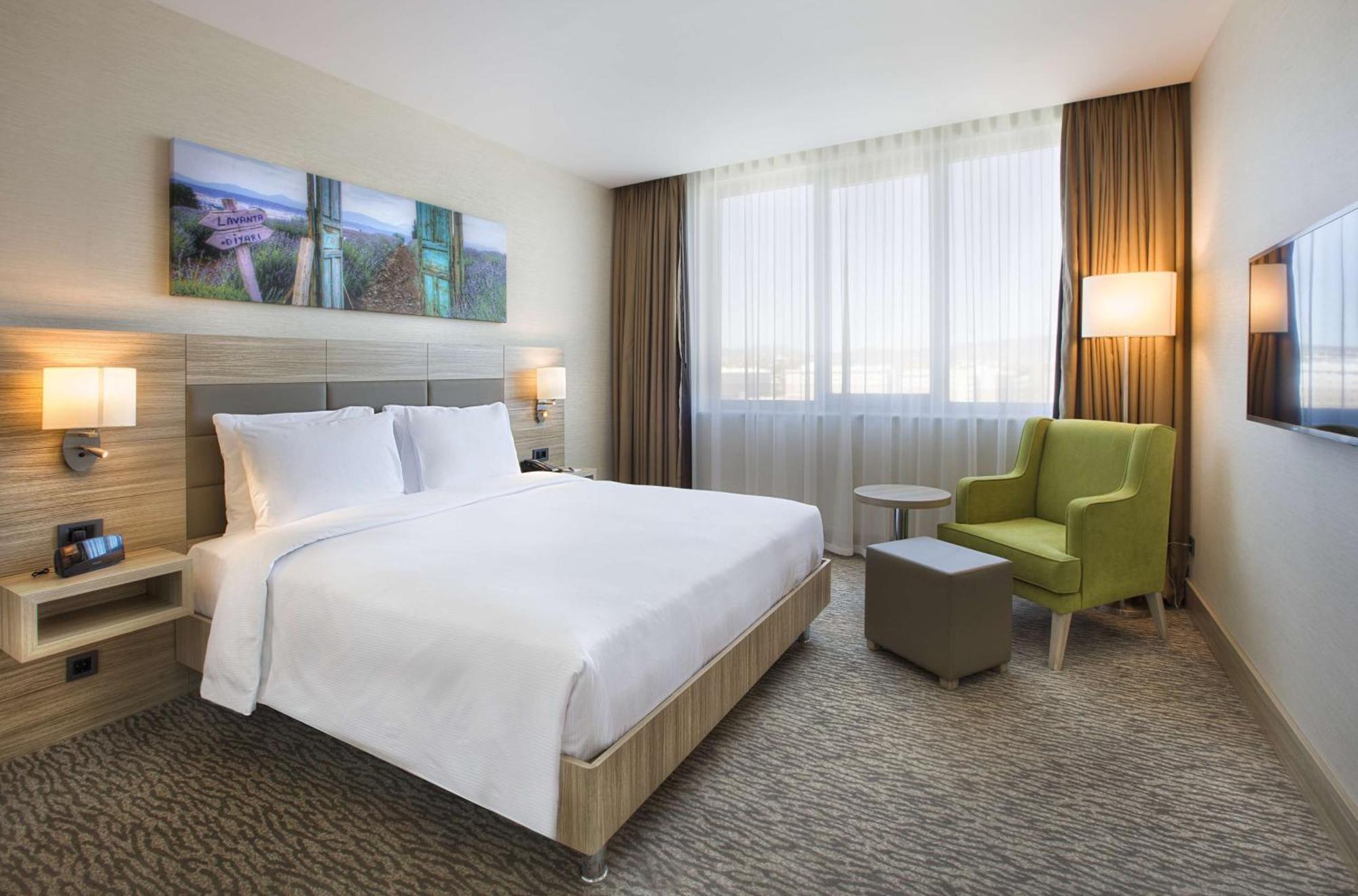 Hilton Garden Inn Испарта Экстерьер фото