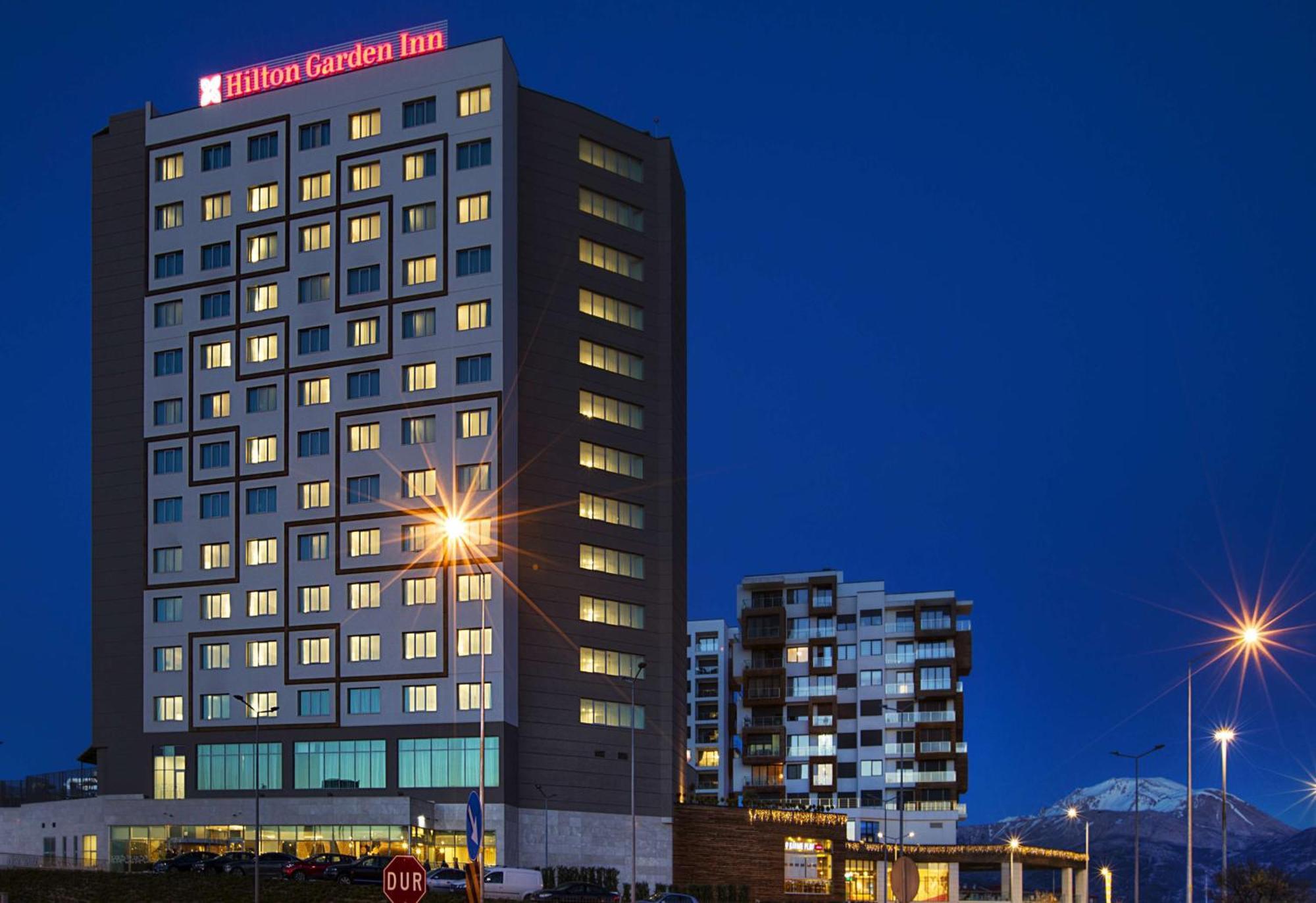 Hilton Garden Inn Испарта Экстерьер фото